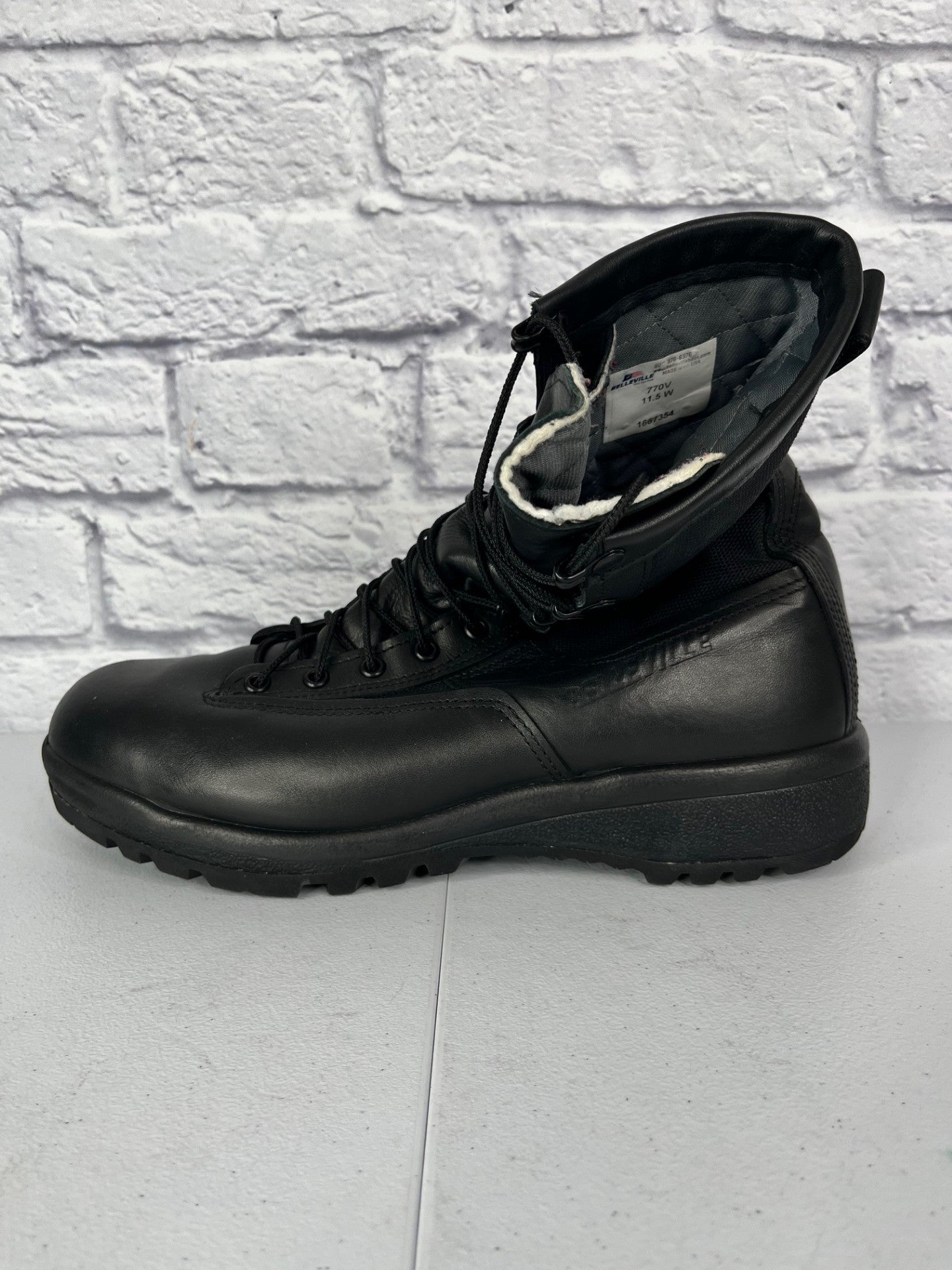 U.S. Military Insulated Cold Weather Combat Boots Size: 11.5 W