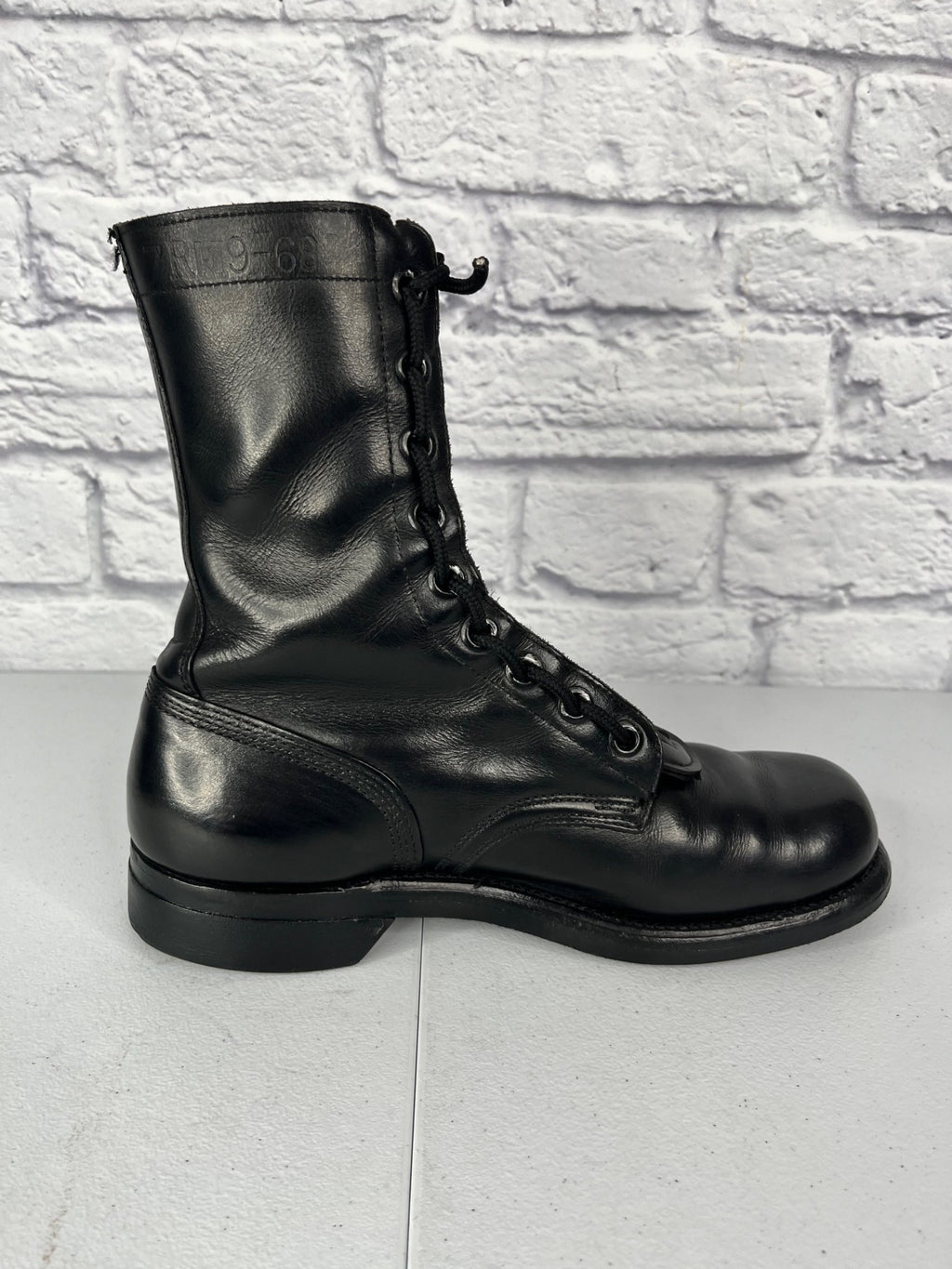 Vietnam Issue Black Leather Combat Boots w/ Zippers Size: 7R